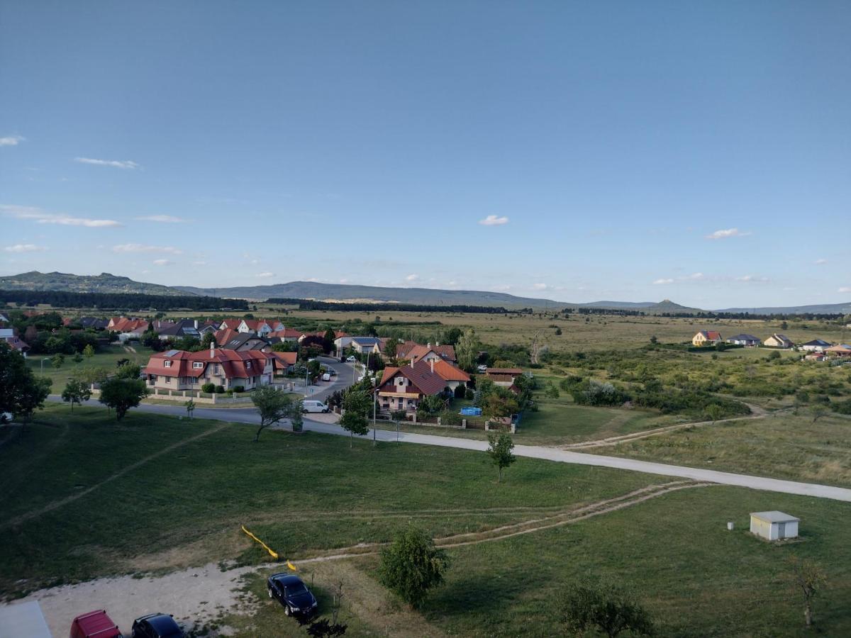 Kilátó Apartman Tapolca Exterior foto
